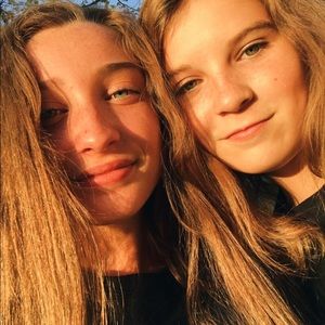 Meet your Posher, Mara